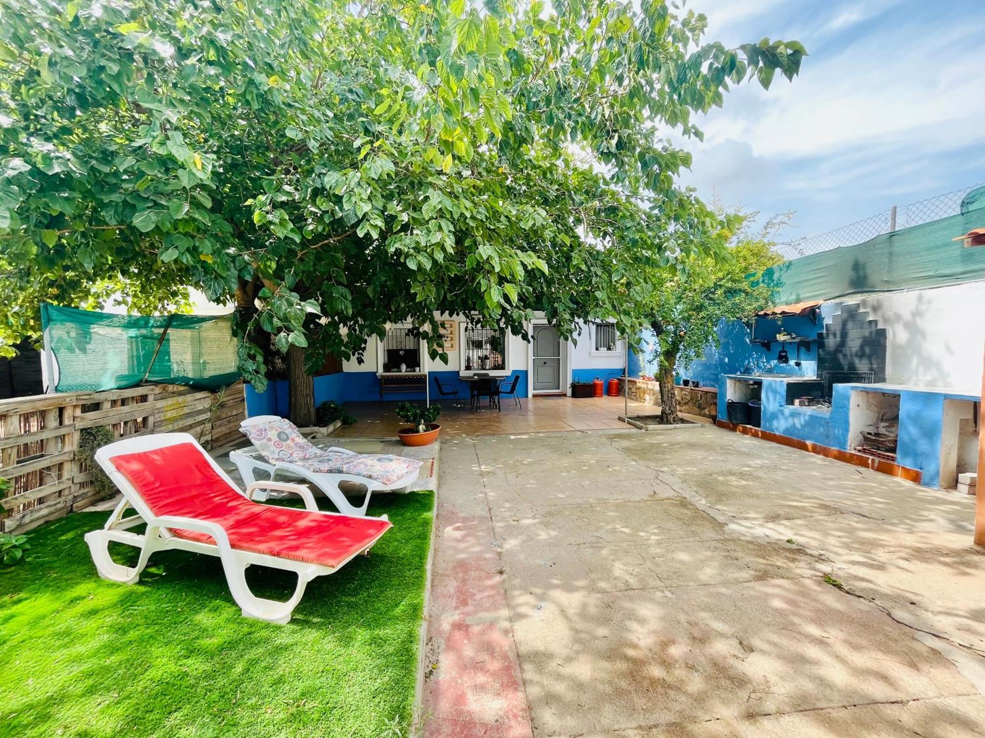 Estudio Adosado Acogedor Con Jardin, Barbacoa Y Parking Privado Alicante Bagian luar foto